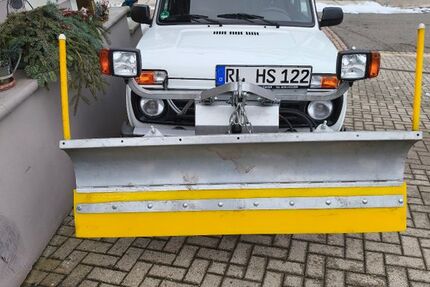 Lada Niva 21.762 km 20.000 &euro; Geringswalde 09326