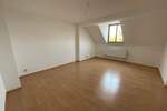 hübsche 2-Raum DG-Wohnung mit Balkon in ruhiger Lage