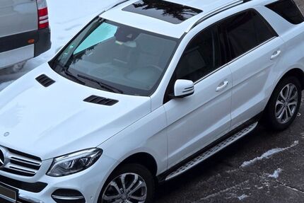 Mercedes-Benz GLE 350 144.000 km 26.400 &euro; Hartha 04746