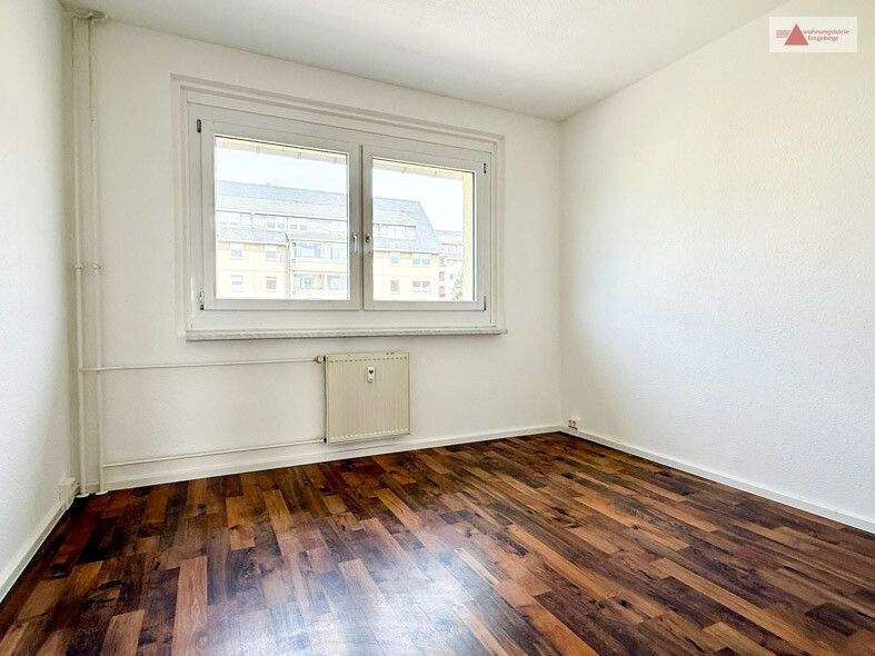 Etagenwohnung Geyer - 3 Zimmer, 54 m&sup2;, 265&euro; | Angebot:25836560