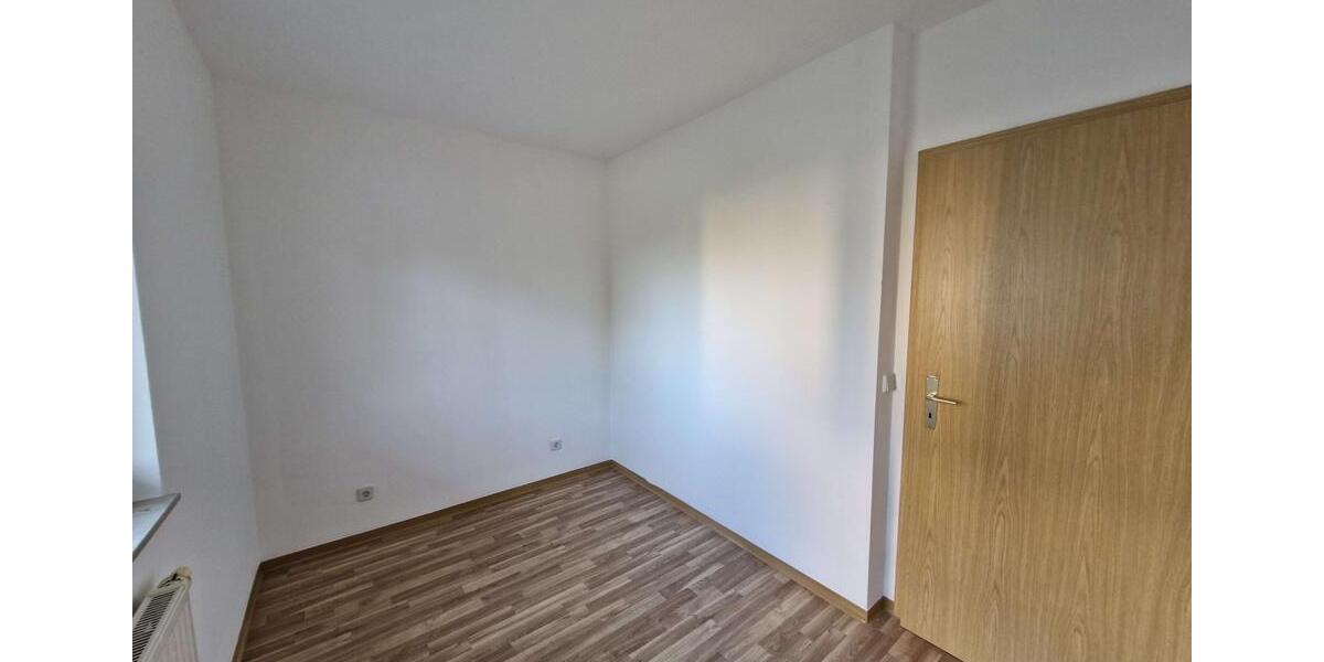 2-Zimmer Wohnung - Altersgerecht Wohnen in Lugau mit Aufzug und Balkon! 2 zimmer