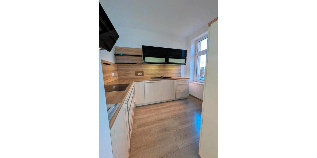 Erdgeschoßwohnung Chemnitz Altchemnitz - 3.5 Zimmer, 94 m&sup2;, 720&euro; | Angebot:26235570