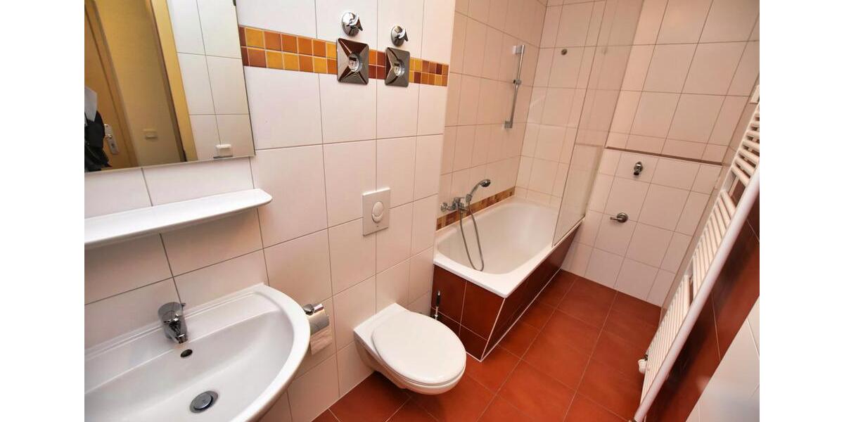 Dachgeschoßwohnung Chemnitz Altendorf - 2 Zimmer, 55 m&sup2;, 330&euro; | Angebot:26263479