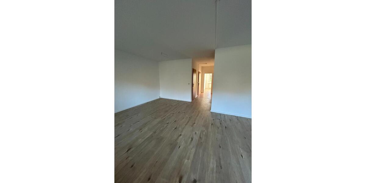 Erdgeschoßwohnung Chemnitz Klaffenbach - 2 Zimmer, 56 m&sup2;, 351&euro; | Angebot:24979015