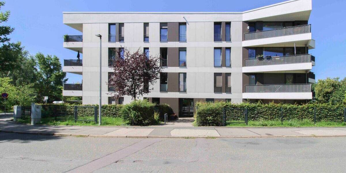 Etagenwohnung Chemnitz Hutholz - 4 Zimmer, 107 m&sup2;, 299.000&euro; | Angebot:26065285