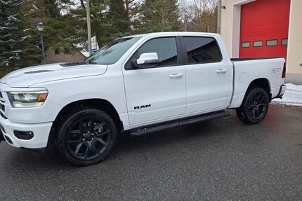 Dodge RAM 14.000 km 58.990 &euro; Schwarzbach 09481