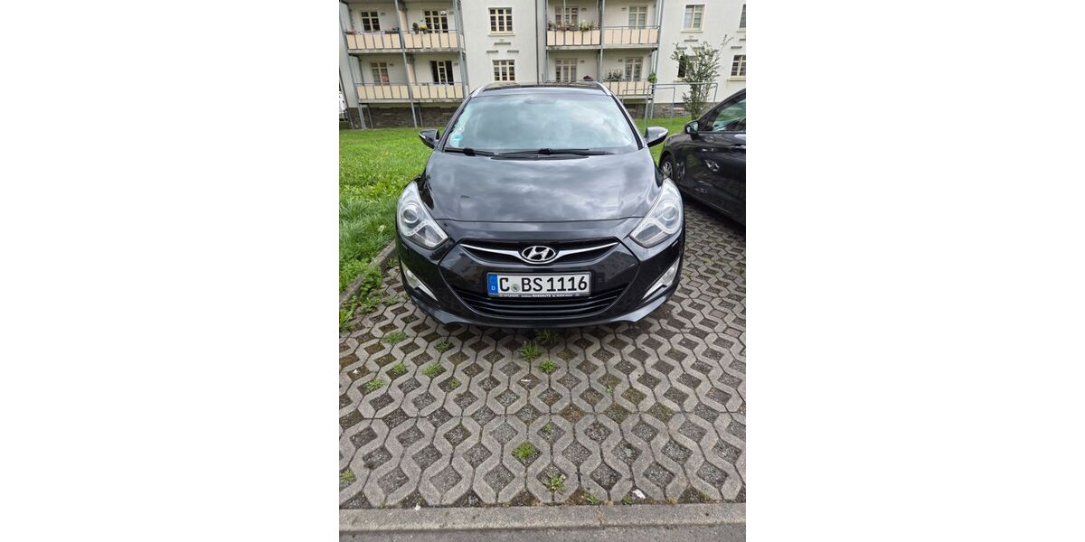 Hyundai i40 289.631 km 4.800 &euro; Chemnitz 09126