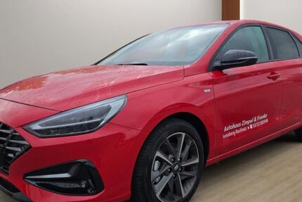 Hyundai i30 4.000 km 23.990 &euro; Annaberg-Buchholz 09456