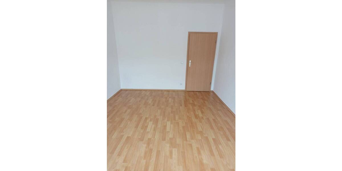 Etagenwohnung Chemnitz Kaßberg - 3 Zimmer, 90 m&sup2;, 175.000&euro; | Angebot:25716392