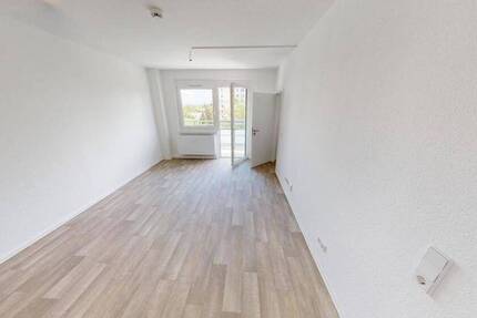 Bezugsfertige 3-Raum-Wohnung mit Balkon