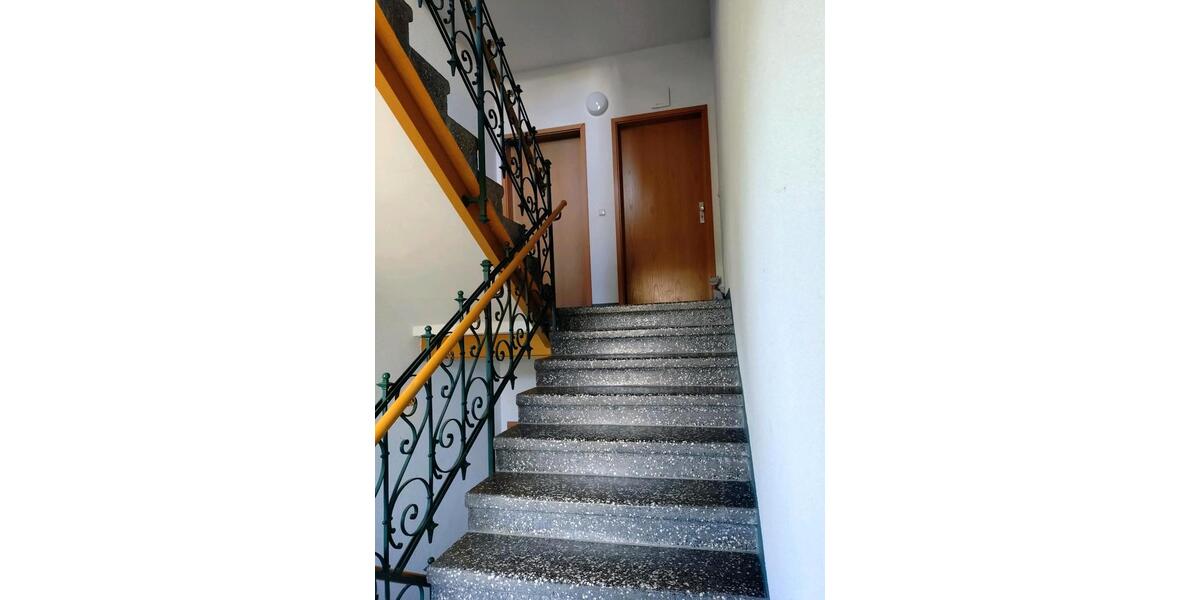 Etagenwohnung Chemnitz Ebersdorf - 2 Zimmer, 70 m&sup2;, 77.000&euro; | Angebot:27222696