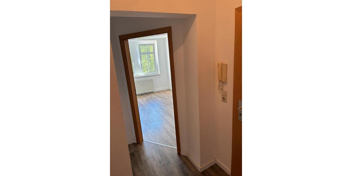 Etagenwohnung Limbach-Oberfrohna Oberfrohna - 2 Zimmer, 43 m&sup2;, 280&euro; | Angebot:26614619