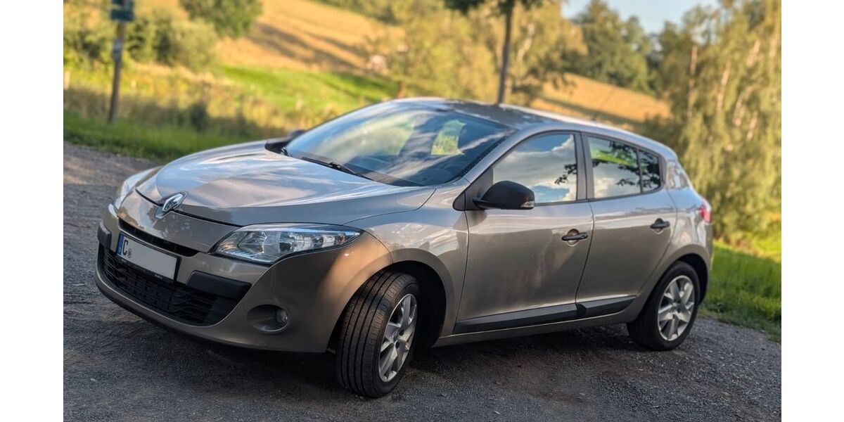 Renault Megane 143.193 km 4.200 &euro; Lippersdorf 09514
