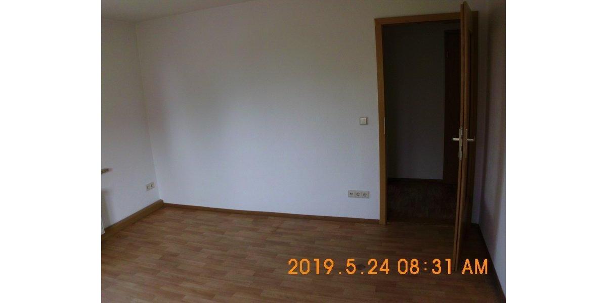 Etagenwohnung Hohenstein-Ernstthal Ernstthal - 2 Zimmer, 46 m&sup2;, 240&euro; | Angebot:26395196