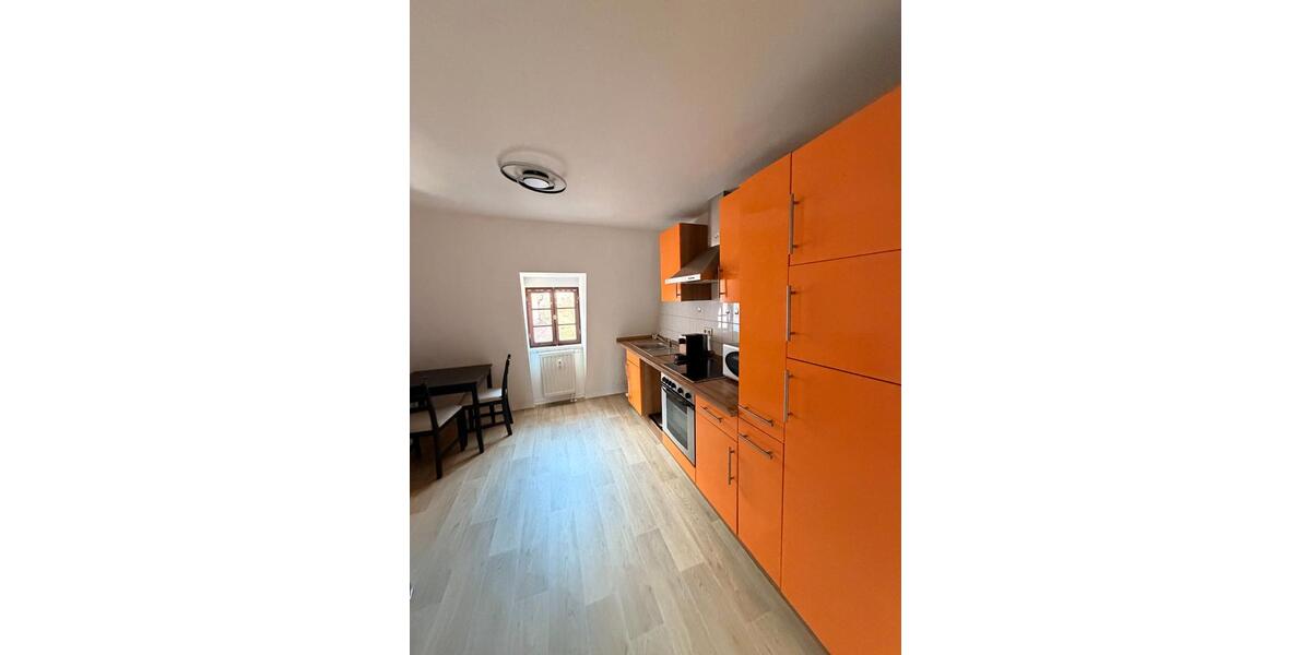 Etagenwohnung Oederan - 2 Zimmer, 63 m&sup2;, 400&euro; | Angebot:26105050