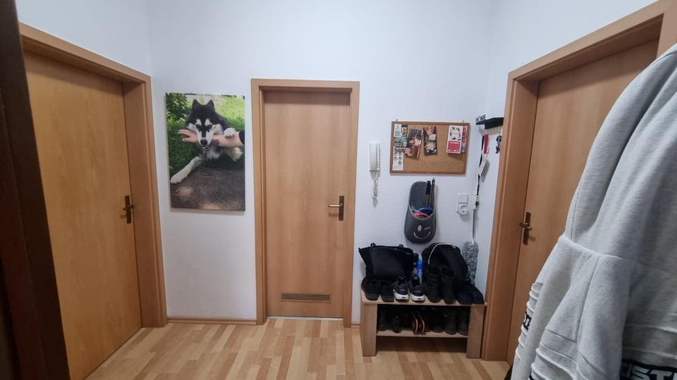 TOP 2-Zimmer-Whg, EBK, Glasfaseranschluss ab 1.12 frei 2 zimmer