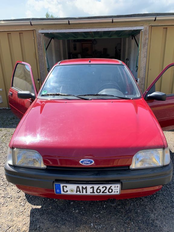 Ford Fiesta 8.300 km 4.900 € Chemnitz 09130