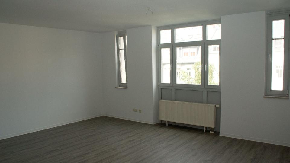 Etagenwohnung Chemnitz Kapellenberg - 1 Zimmer, 38 m&sup2;, 220&euro; | Angebot:25369423