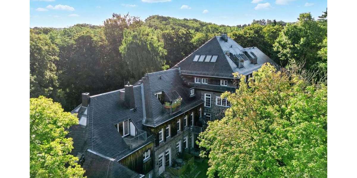 Wohnung zum Kaufen in Chemnitz 215.000 € 148 m² 4.5 zimmer