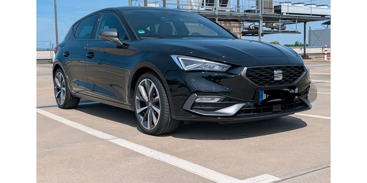 Seat Leon 47.821 km 22.999 &euro; Chemnitz 09111