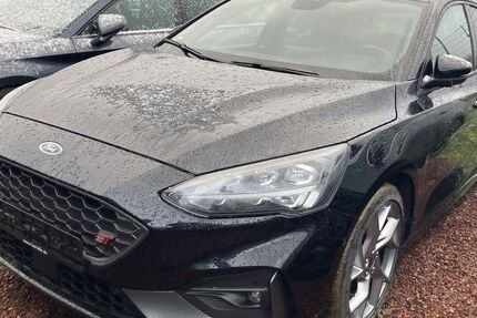 Ford Focus 62.950 km 23.499 € Chemnitz - Mittelbach 09224