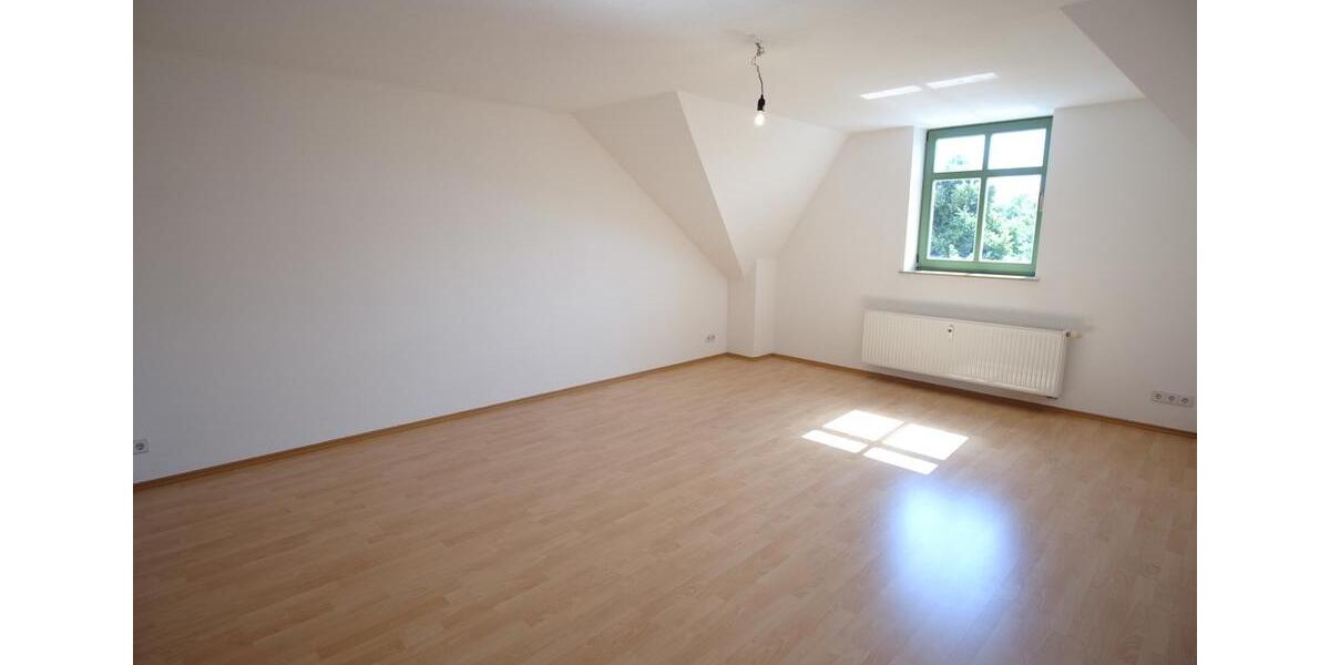 Dachgeschoßwohnung Chemnitz Kapellenberg - 3 Zimmer, 73 m&sup2;, 495&euro; | Angebot:25813895