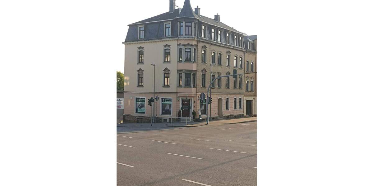 Wohn- und Geschäftshaus in zentraler Lage zimmer