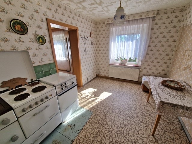 Wohnhaus mit schönem Grundstück in ruhiger Lage! 5 zimmer