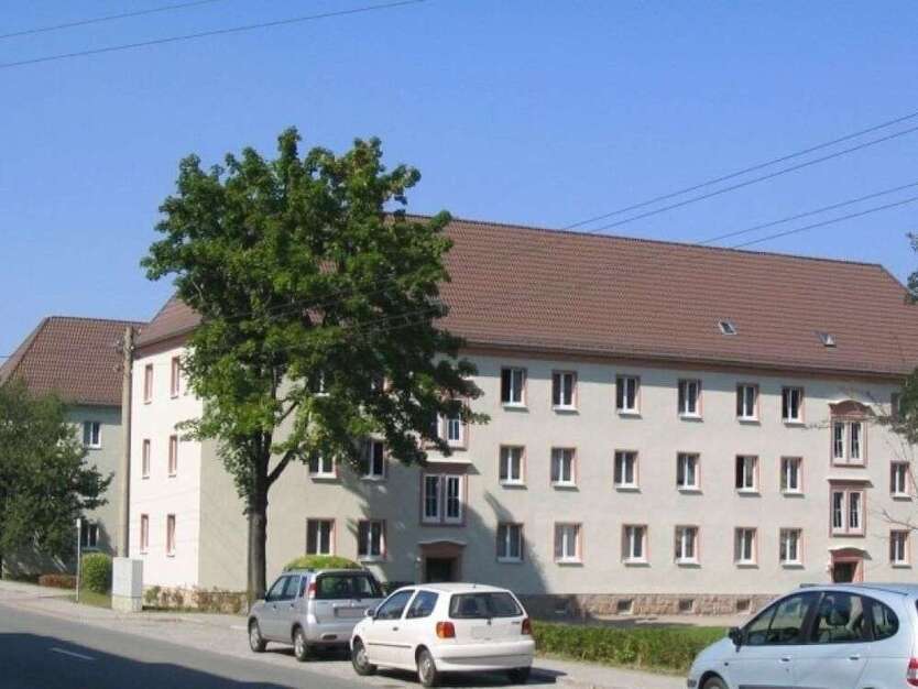 Wohnung zum Mieten in Oelsnitz 396,48 € 66.08 m²