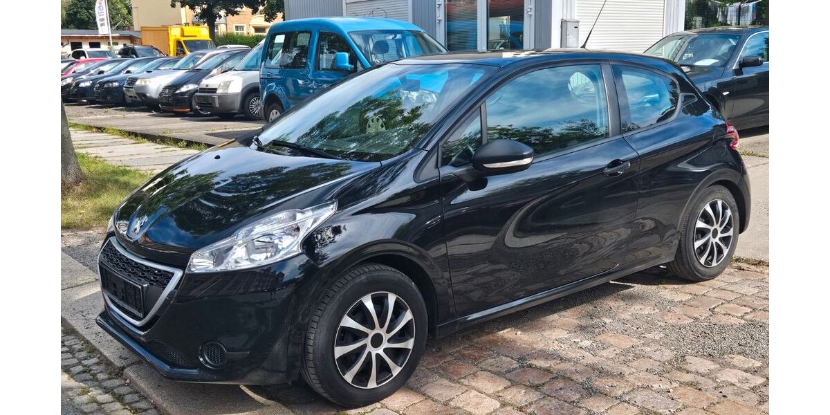 Peugeot 208 95.300 km 2.990 &euro; Chemnitz 09120
