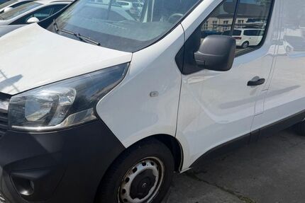 Opel Vivaro 270.201 km 6.900 &euro; Chemnitz 09116