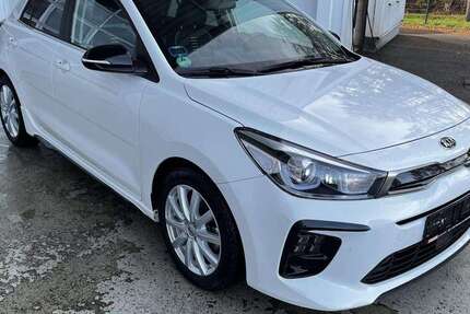 Kia Rio 11.950 km 14.999 € Oberlungwitz 09353