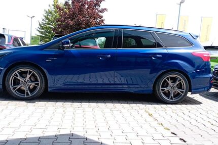 Ford Focus 110.000 km 13.500 € Neukirchen 09221