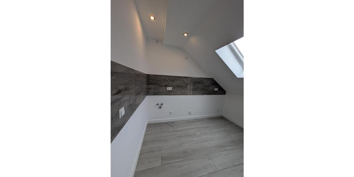 Dachgeschoßwohnung Chemnitz Hilbersdorf - 3 Zimmer, 70 m&sup2;, 530&euro; | Angebot:26089986