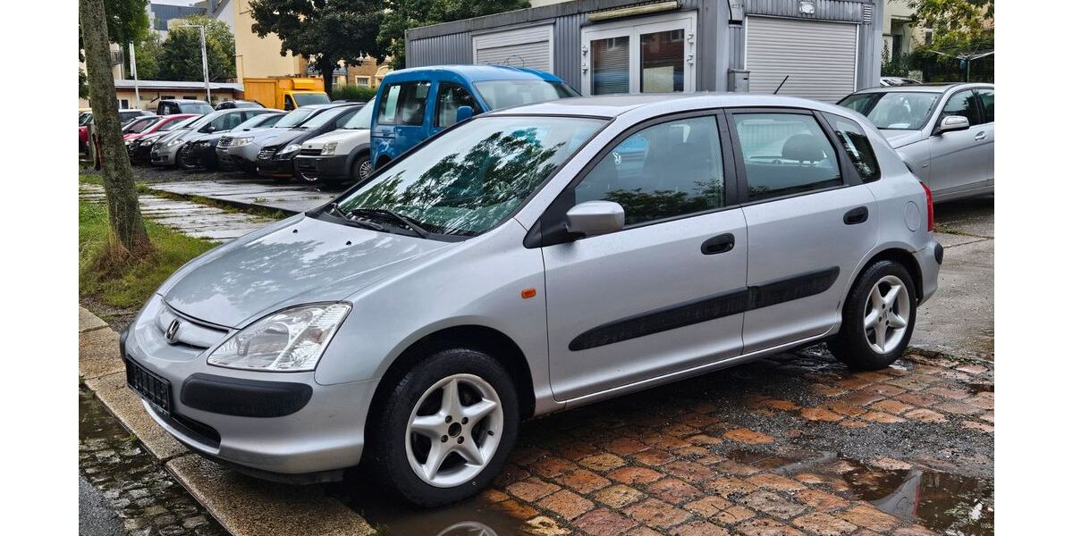 Honda Civic 87.700 km 900 € Chemnitz 09120