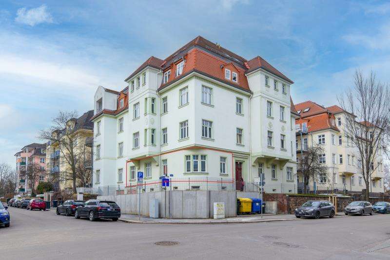 Wohnung zum Kaufen in Zwickau 85.000 € 90.86 m²
