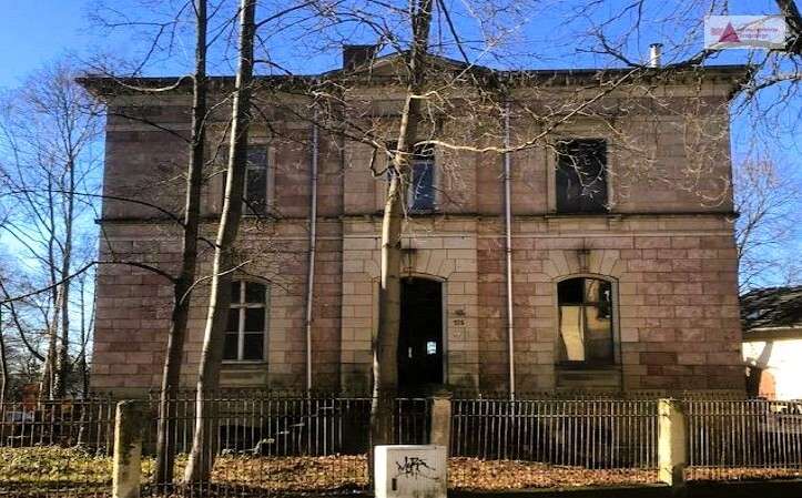 Einfamilienhaus Chemnitz / Hilbersdorf Hilbersdorf - 8 Zimmer, 600 m&sup2;, 280.000&euro; | Angebot:26393135
