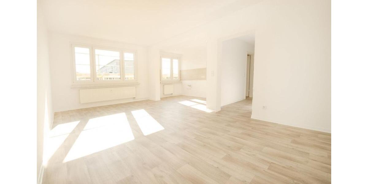 Etagenwohnung Chemnitz Adelsberg - 4 Zimmer, 120 m&sup2;, 804&euro; | Angebot:26096789