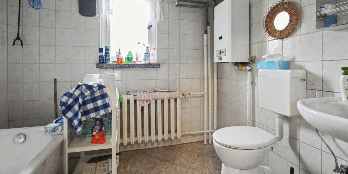 Modernisierungsbedürftiges Einfamilienhaus mit großem Grundstück in Chemnitz Grüna 5 zimmer