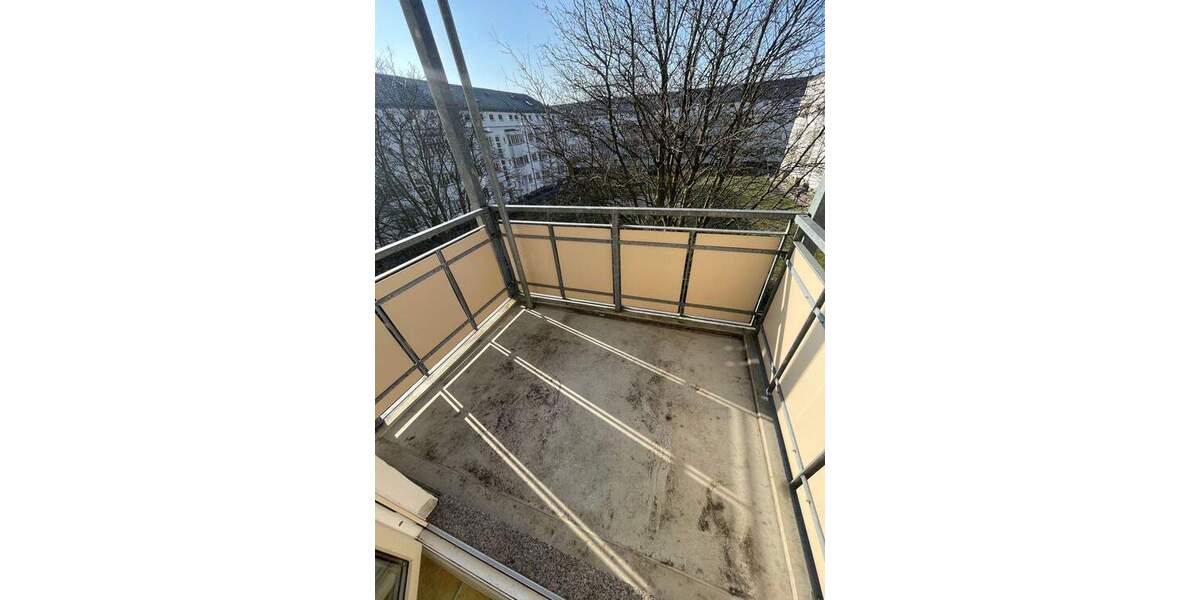 Etagenwohnung Chemnitz Lutherviertel - 2 Zimmer, 51 m&sup2;, 310&euro; | Angebot:25821580