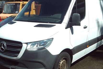 Mercedes-Benz Sprinter 279.000 km 9.900 € Limbach-Oberfrohna 09212