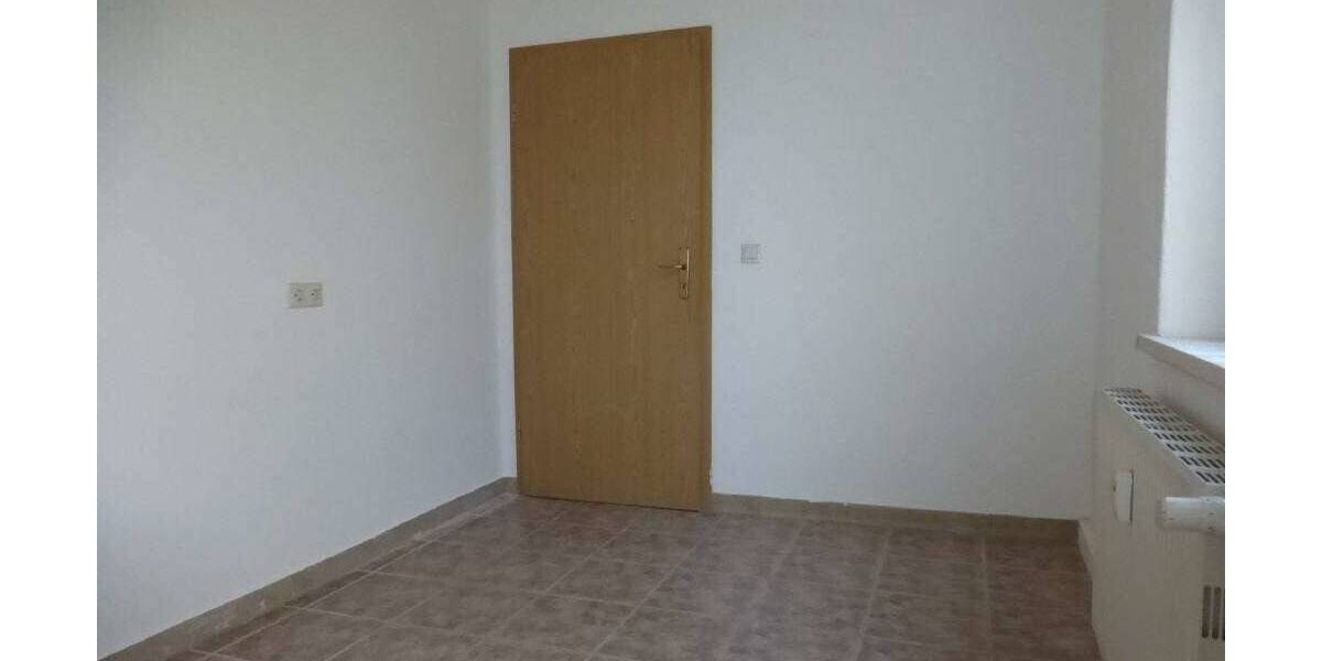 Etagenwohnung Oelsnitz/Erzgeb.-Oelsnitz Oelsnitz - 6 Zimmer, 125 m&sup2;, 620&euro; | Angebot:26306285