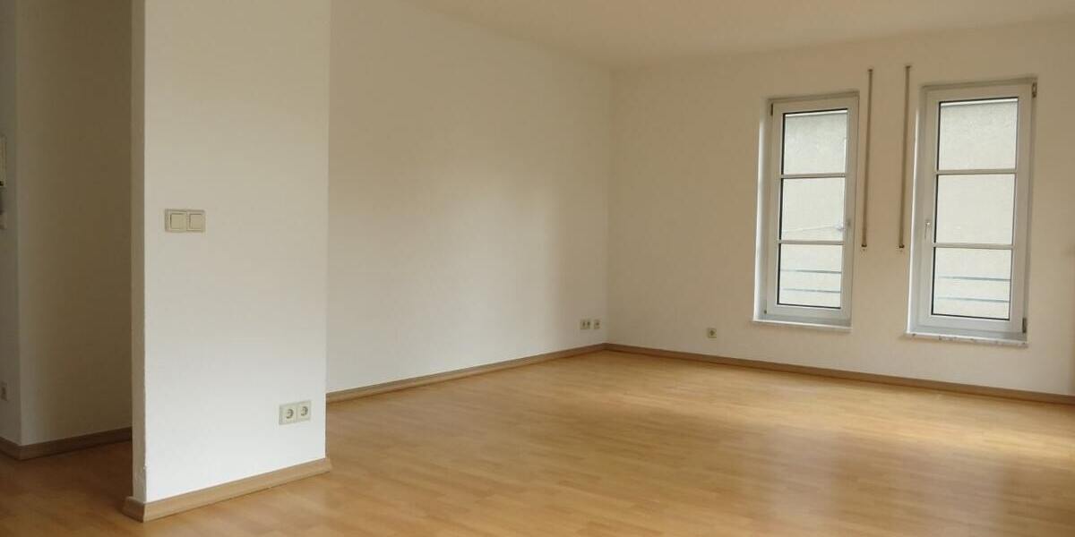 Single-Traum-Wohnung als Anlage mit Potential - Küche und Bad mit Fenster, Balkon sowie Stellplatz! - Etagenwohnung Chemnitz Hilbersdorf | Angebot:26781609