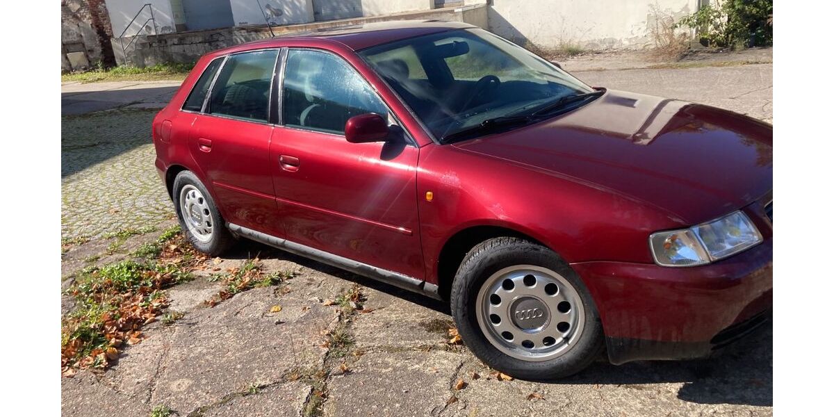 Audi A3 105.109 km 4.400 € Chemnitz 09127