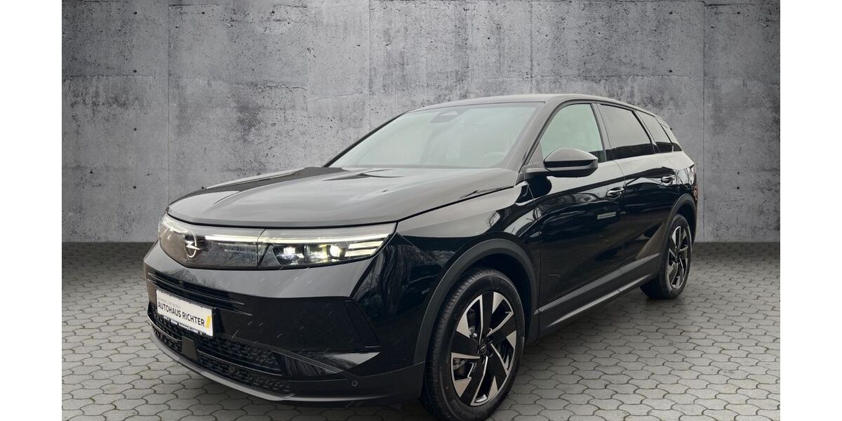 Opel Grandland (X) 9.559 km 27.890 &euro; Frankenberg 09669