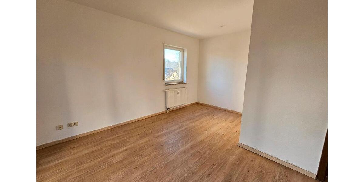 Erdgeschoßwohnung Hartenstein - 1 Zimmer, 32 m&sup2;, 46.000&euro; | Angebot:24693576