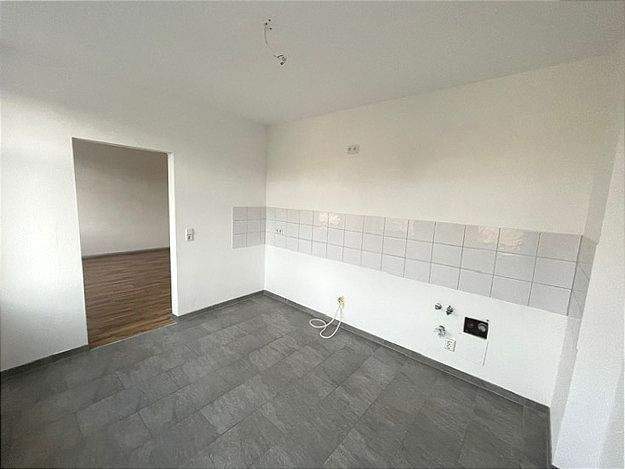 Etagenwohnung Chemnitz Schönau - 3 Zimmer, 69 m&sup2;, 420&euro; | Angebot:25050470