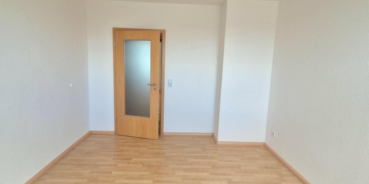 2 MONATE KALTMIETFREI! - gemütliche 3-Zimmer-Dachgeschoßwohnung-nahe Sachsenallee - Dachgeschoßwohnung Chemnitz Sonnenberg | Angebot:17845408