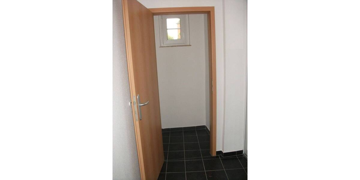 Etagenwohnung Chemnitz Ebersdorf - 2 Zimmer, 47 m&sup2;, 244&euro; | Angebot:26246808