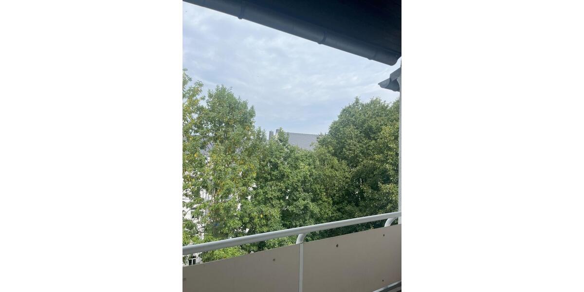 Dachgeschoßwohnung Chemnitz Kapellenberg - 2 Zimmer, 60 m&sup2;, 330&euro; | Angebot:24369757